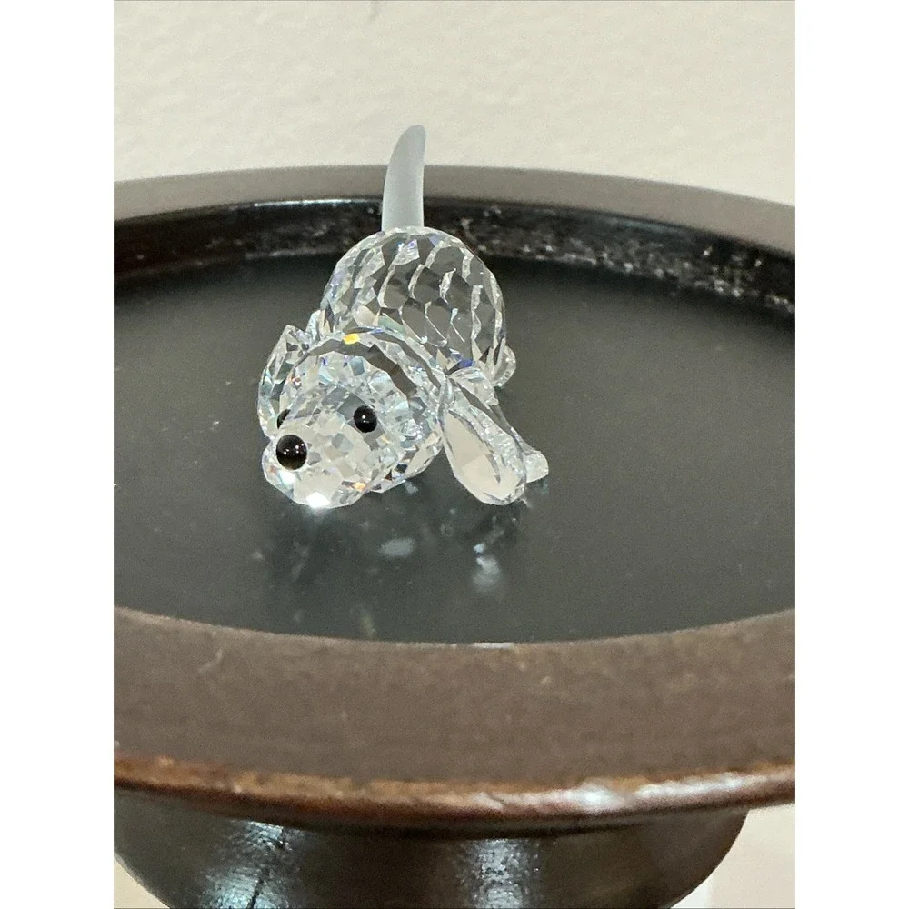 Swarovski crystal figurine dog beagle playing frosted tail retired with box